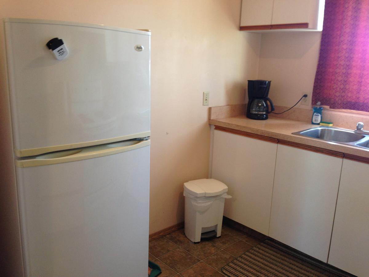 Bulldog Inns Sundre Habitación foto
